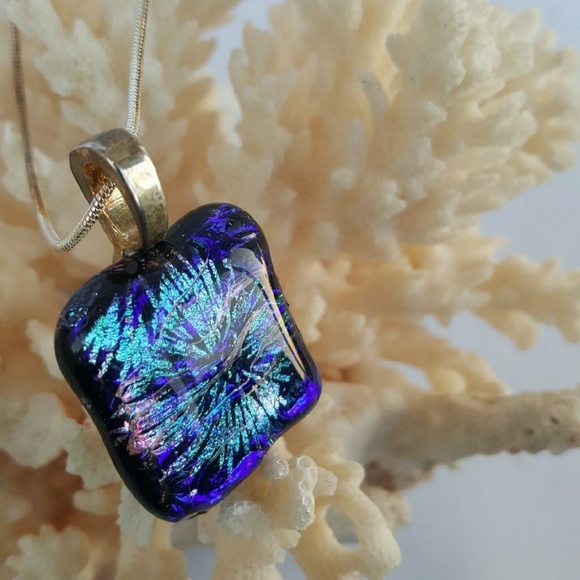 Sold - Picture 3 of 3